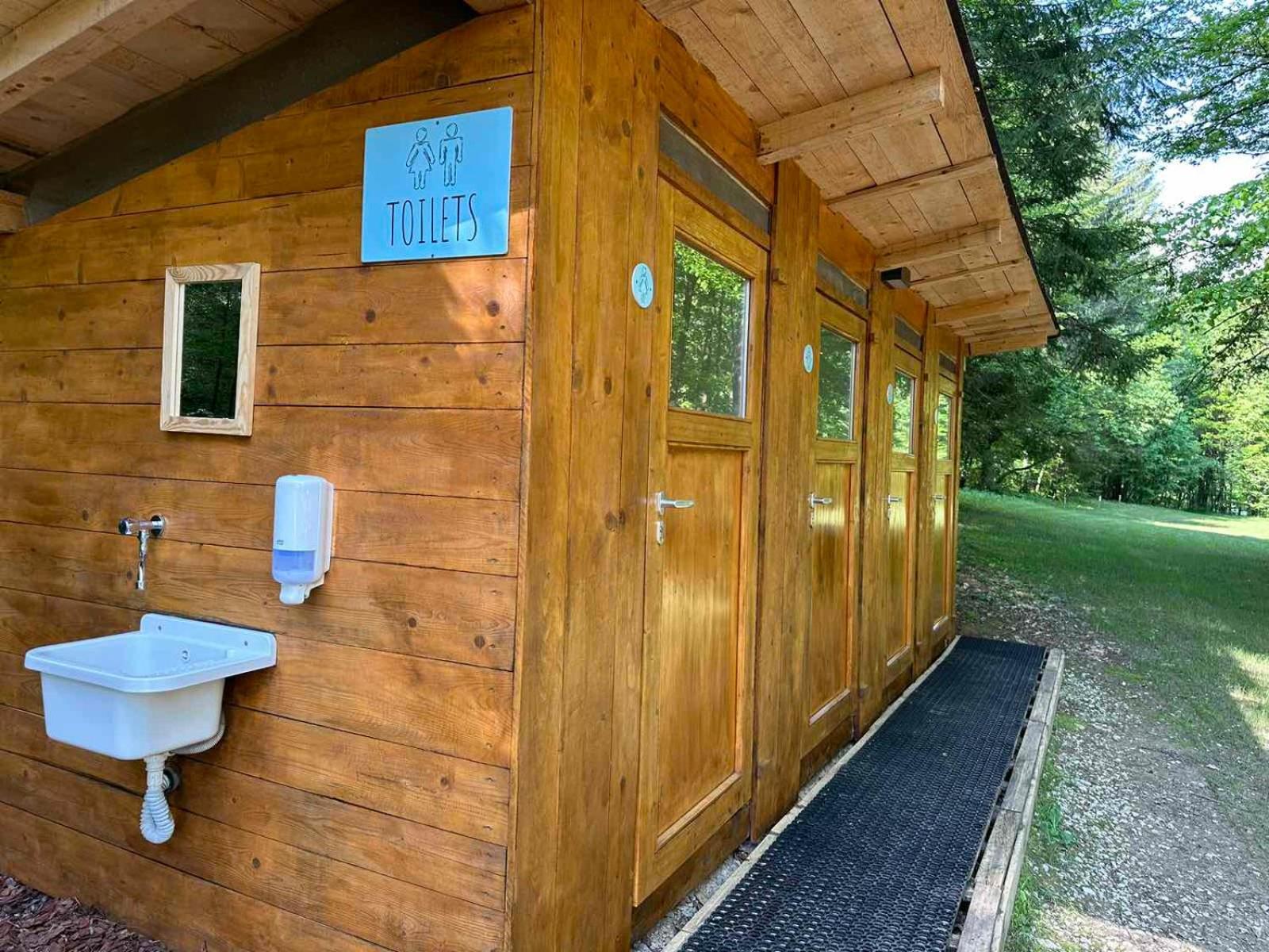 Eco River Camp - Pitches Radovljica Exteriör bild